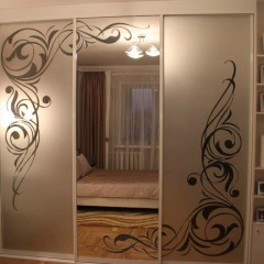 Шкаф-купе Пескоструй + полки белый