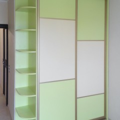 Шкаф-купе Ален зеленый в детскую 2