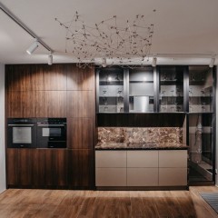 Кухня со стеклом Орнелла