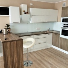 Кухня с барной стойкой Бланка