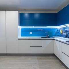 Кухня со скрытыми ручками Белен