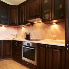 Кухня цвета шоколад Мария