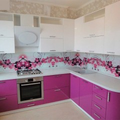 Розовая кухня Локас