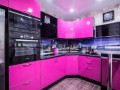 Кухня цвета фуксия Иантина