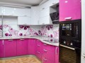 Кухня цвета фуксия Аелла