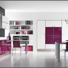 Кухня цвета фуксия Селина