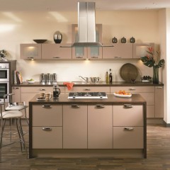 Кухня цвета кофе с молоком Мием