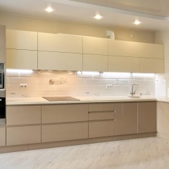 Бежевая кухня Брюле