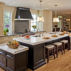 Кухня с островом Дженнис