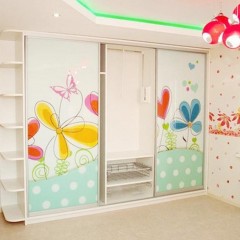 Шкаф-купе в детскую Бабочки