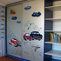 Шкаф-купе для мальчиков Тачки