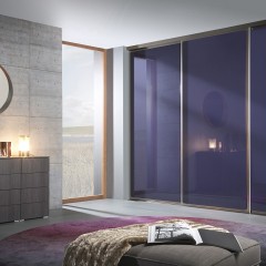Шкаф-купе встроенный в спальню
