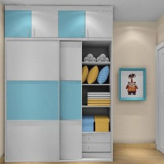 Шкаф-купе Август голубого цвета