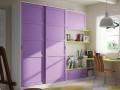 Шкаф-купе матовый фиолетового цвета