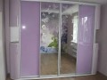 Шкаф-купе Бабочки сиреневого цвета