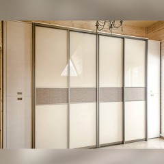 Шкаф-купе Корнадо бежевый