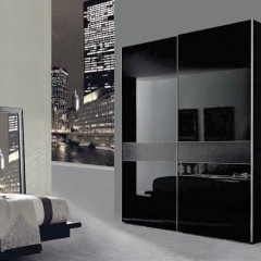 Шкаф-купе черного цвета Зино