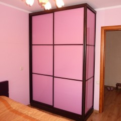 Шкаф-купе розового цвета Орацио