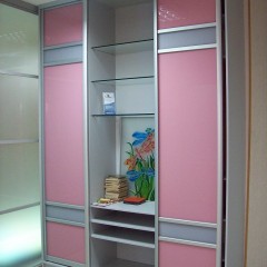 Шкаф-купе розового цвета Фелис