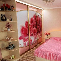 Шкаф-купе розового цвета Пино