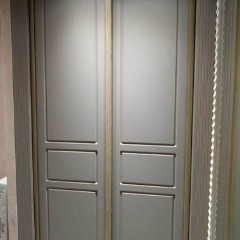 Шкаф-купе с фрезеровкой Раиль