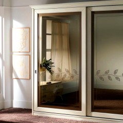 Шкаф-купе неоклассика Ромил