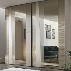 Шкаф-купе в современном стиле Ролдэн