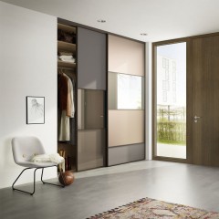 Шкаф-купе в современном стиле Юсбайо