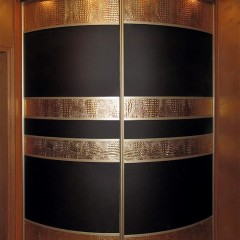 Шкаф-купе золотого цвета Максайм