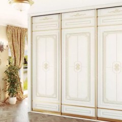 Шкаф-купе в классическом стиле Жером