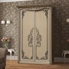 Шкаф-купе в классическом стиле Жоэл