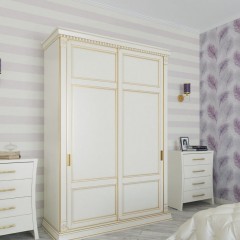 Шкаф-купе в классическом стиле Годард