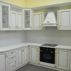 Светлая кухня Барокко